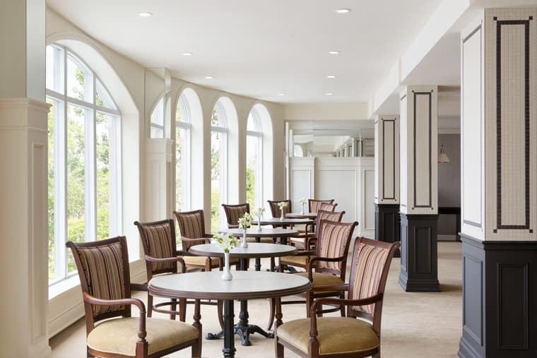 Bistro at Amica Swan Lake