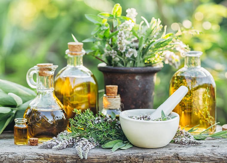 Amica Webinar Active Living and Natural Medicine Herbs and pots with natural medicine